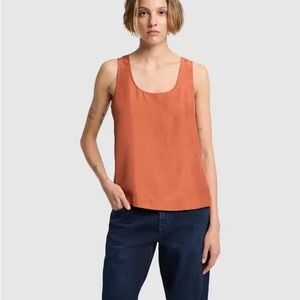 7 FOR ALL MANKIND  Silk Relaxed Tank In Creme‎ Caramel large